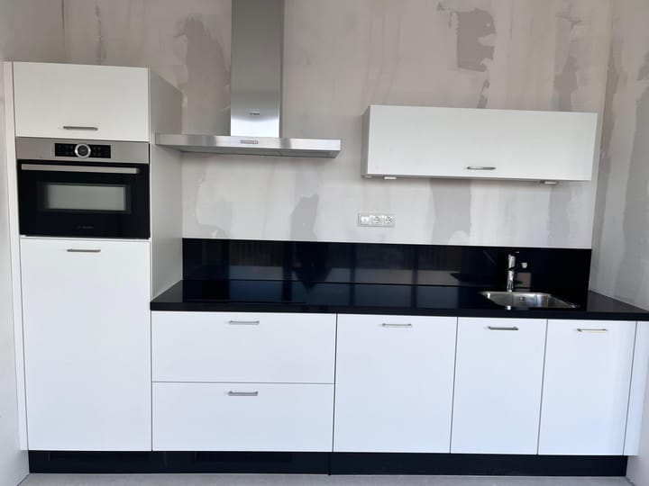 Photo 18 of Mies van der Rohestraat 261