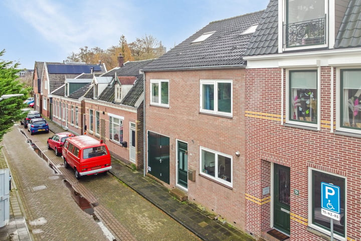 View photo 48 of Jan de Wittestraat 77