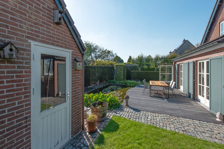 Foto 40 van Ruysdaelstraat 77