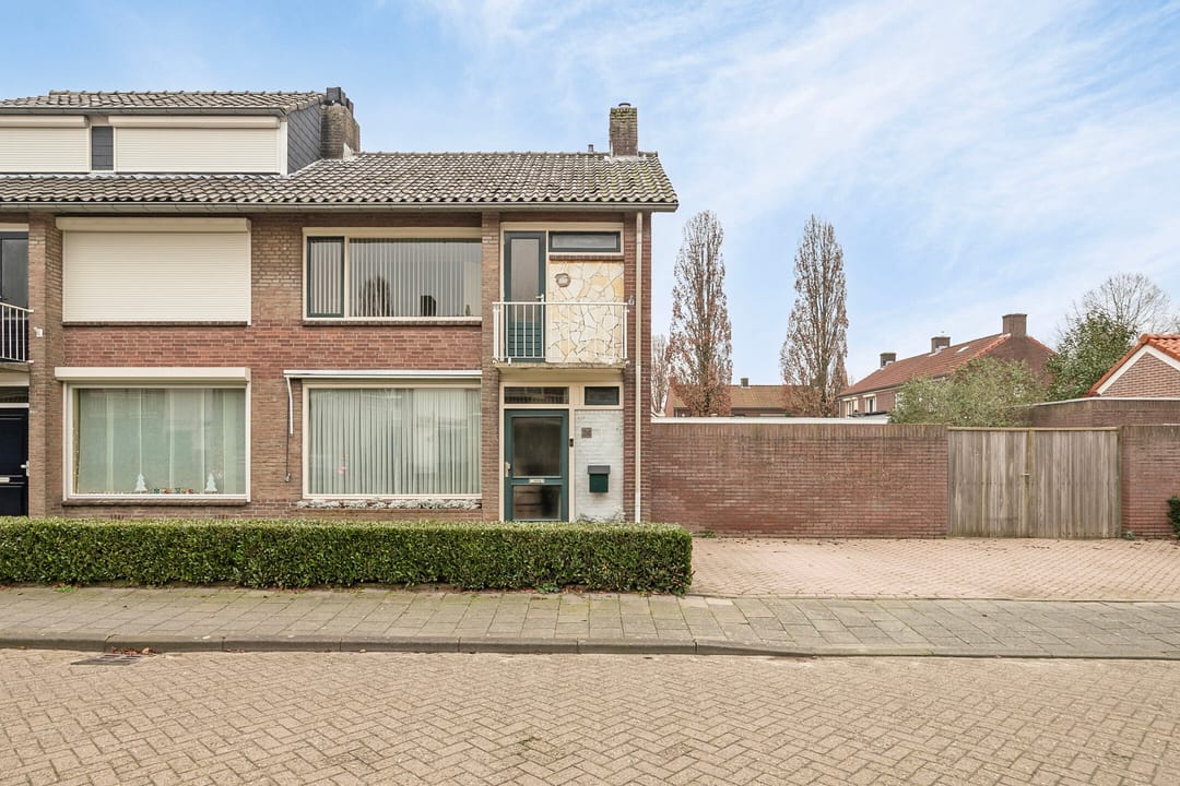 Foto 2 van Schoolstraat 24