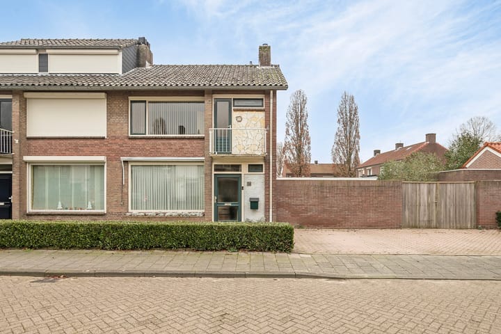 Foto 2 van Schoolstraat 24