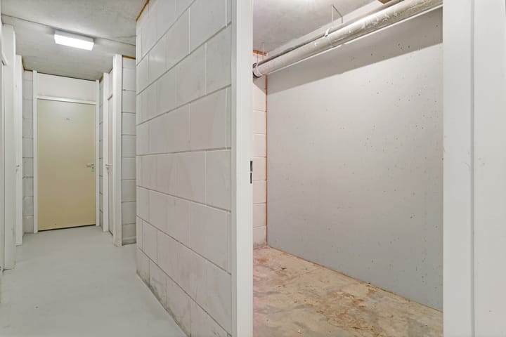 Photo 32 of Boulevard Bankert 172-A