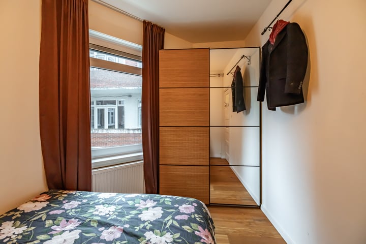 Bekijk foto 34 van Mozartstraat 42-A