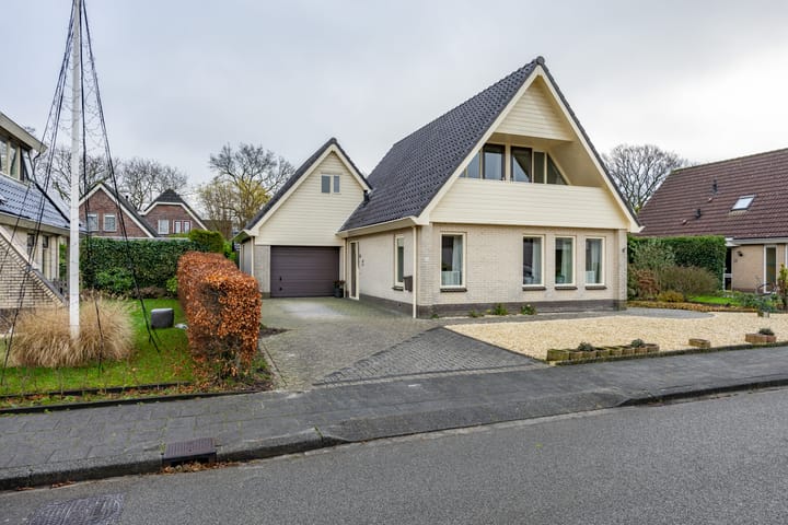 Foto 9 van A S Talmalaan 38