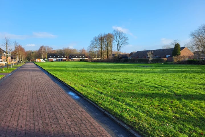 Bekijk foto van Lindenlaan 0 ong