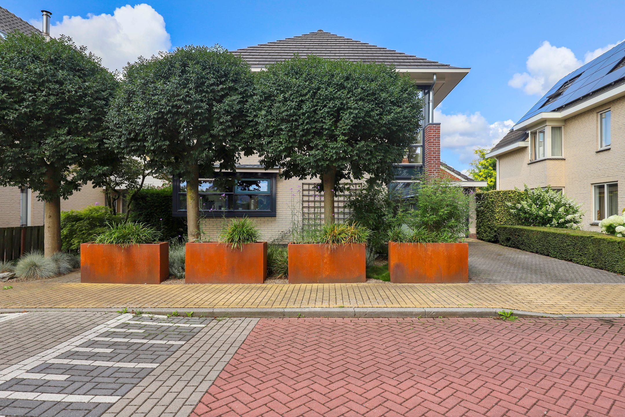 Foto 6 van Doornenburgallee 42