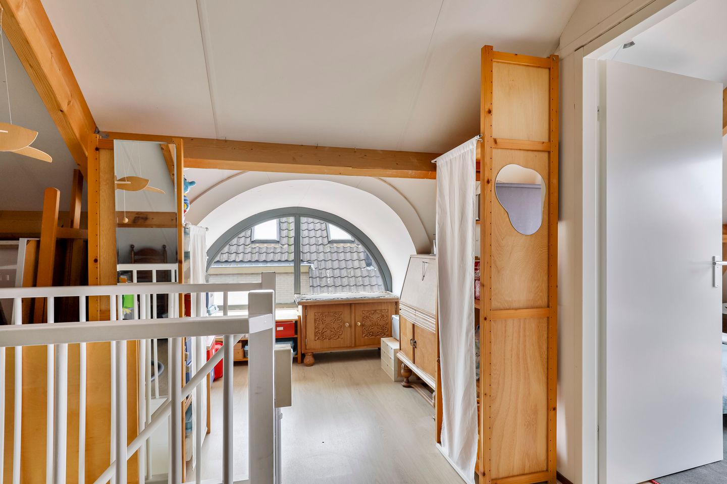 Foto 40 van Doornenburgallee 42