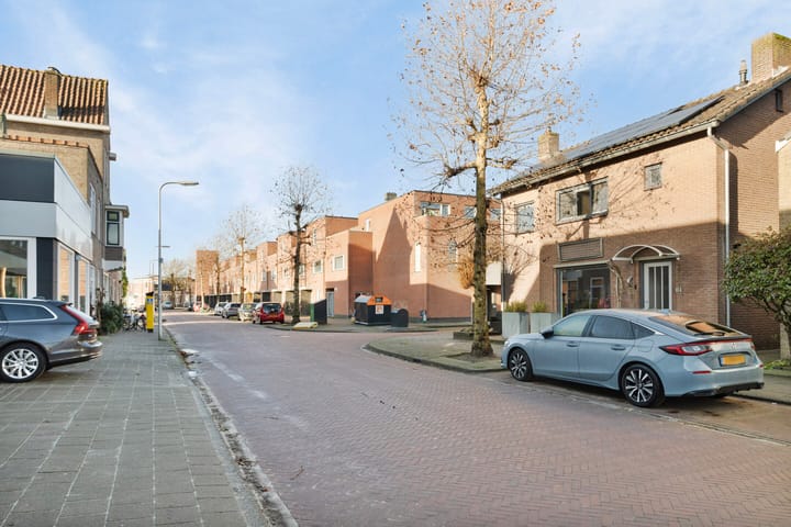 Foto 34 van Blekerstraat 84