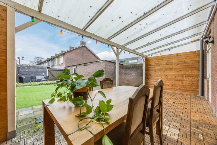 Foto 32 van Nuenenseweg 12