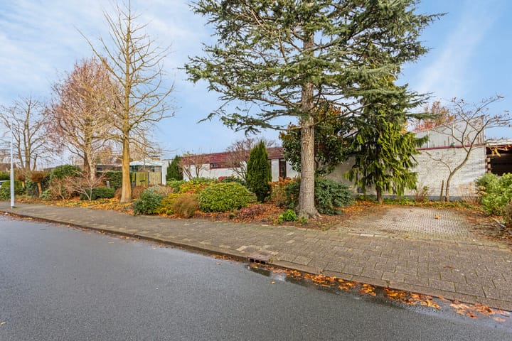 Foto 2 van Verlaatsweg 7