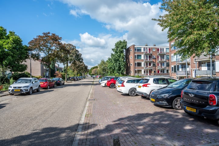 Bekijk foto 25 van Aubadestraat 50