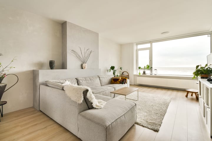 Photo 2 of de Ruyterstraat 2-F5