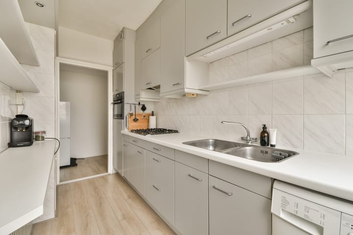 Photo 15 of de Ruyterstraat 2-F5