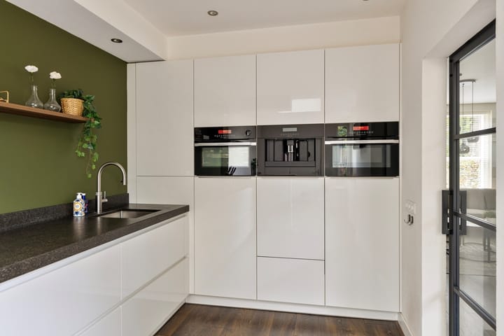 Foto 14 van Anna van Burenlaan 21