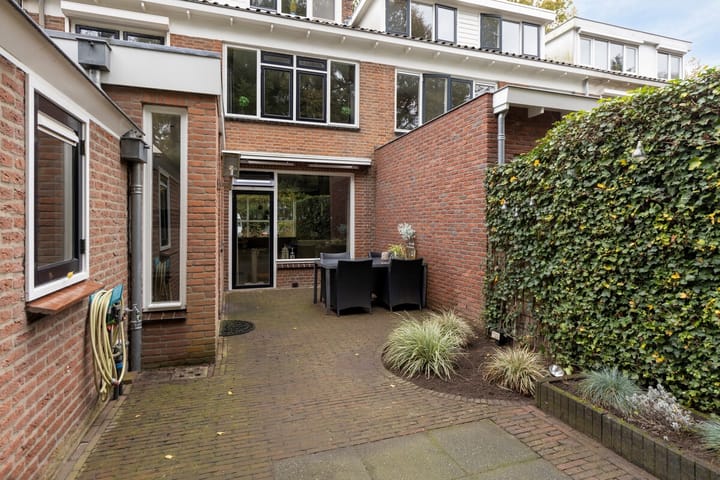 Foto 30 van Anna van Burenlaan 21