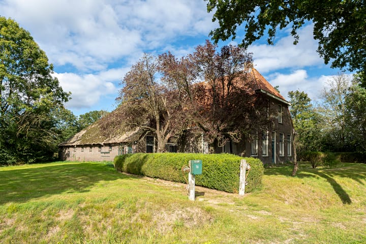 Foto 2 van Barsbeek 76