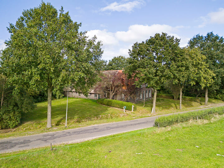 Foto 30 van Barsbeek 76