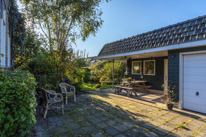 Foto 15 van Rodenrijseweg 2