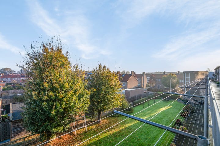 Foto 21 van Van Eesterensingel 41