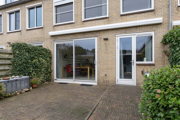 Bekijk foto 40 van Kruisbeklaan 50