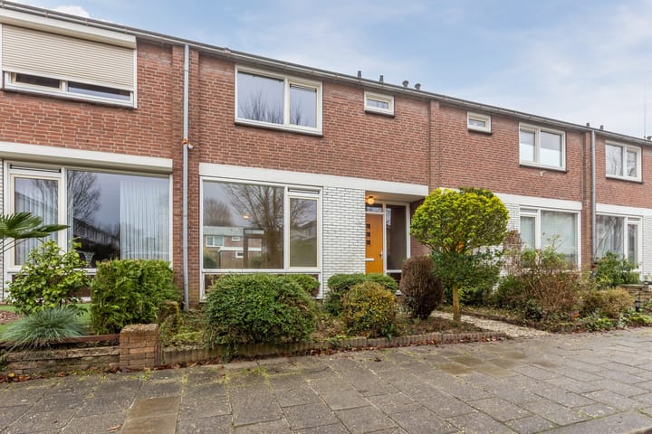 Foto 1 van Overhagenstraat 28