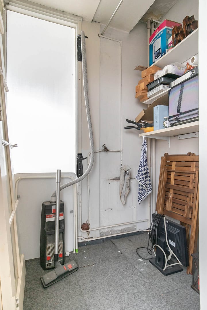 Photo 21 of Burgemeester van Fenemaplein 2-A1303