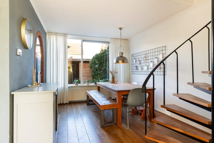 Foto 9 van Debussylaan 18