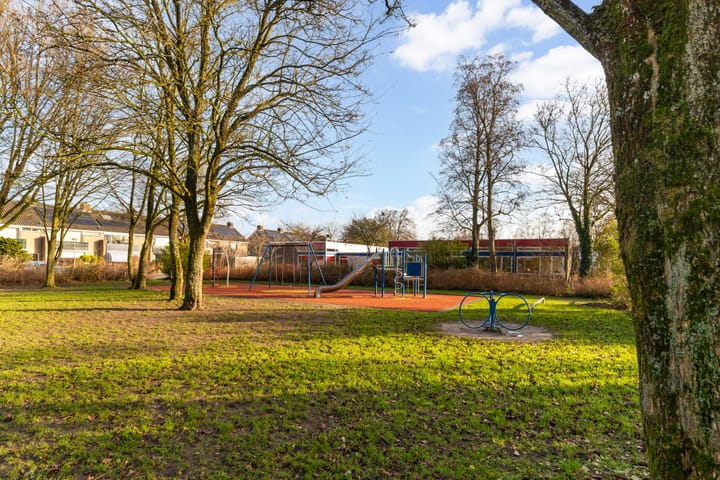 Foto 28 van Debussylaan 18