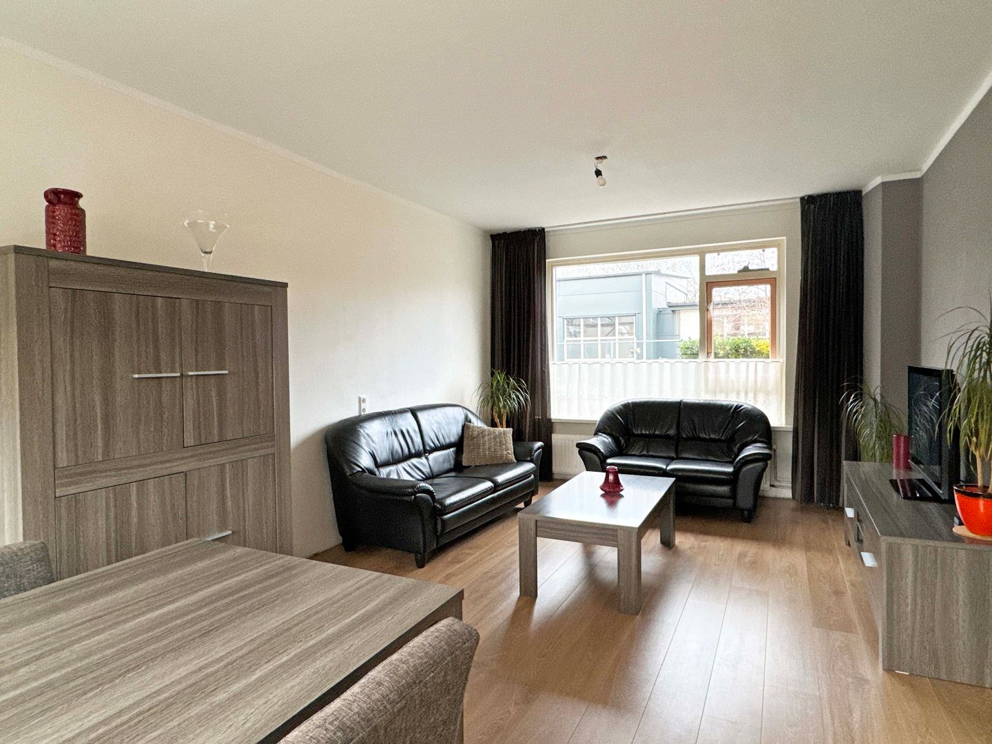 Foto 10 van van Ruysdaelstraat 8