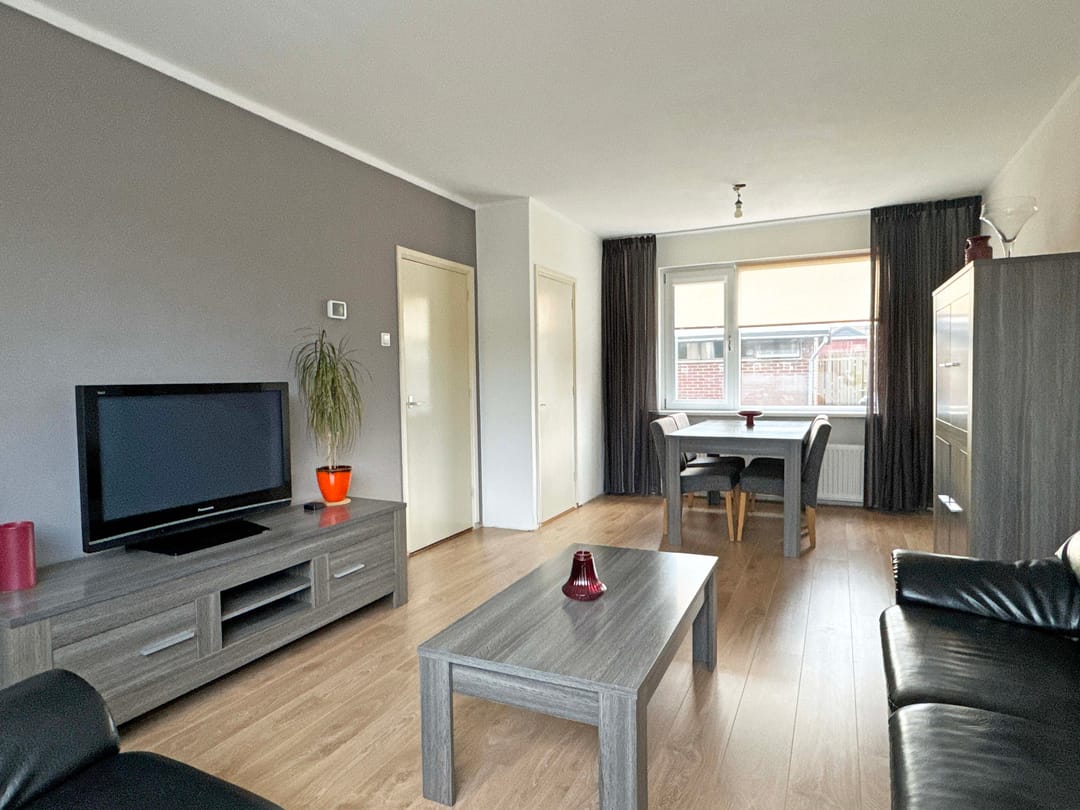 Foto 11 van van Ruysdaelstraat 8