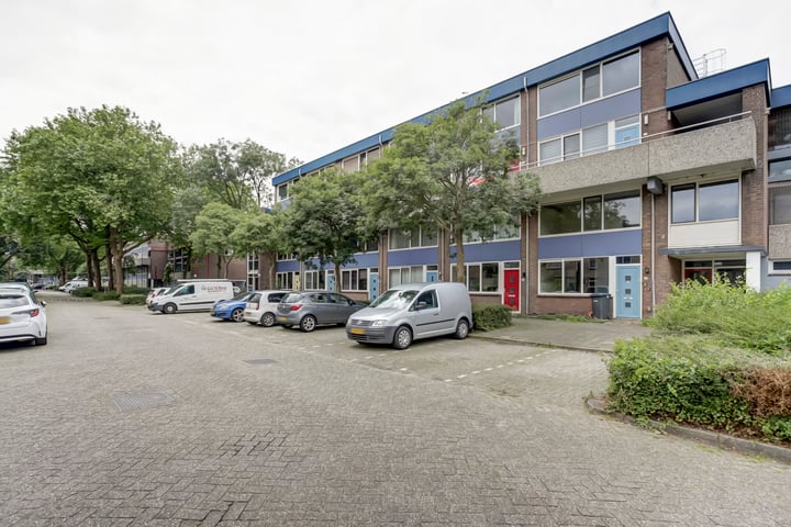 Bekijk foto 37 van Lijsterbesstraat 168