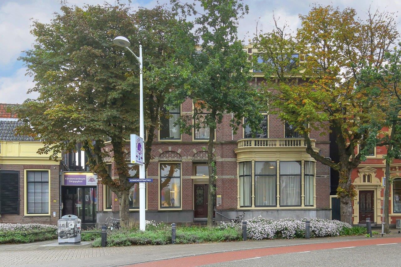 Bekijk foto 1 van Kennemerstraatweg 11-13