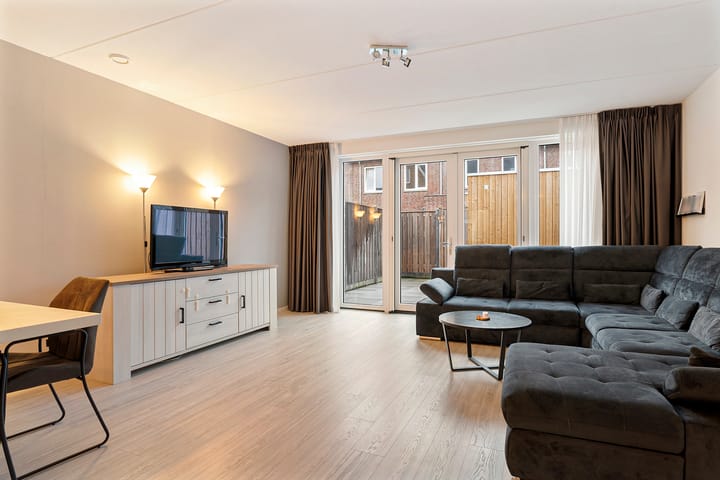 Foto 2 van Anna Ruyschstraat 5