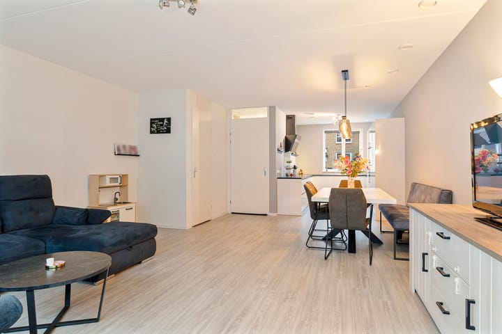 Foto 12 van Anna Ruyschstraat 5