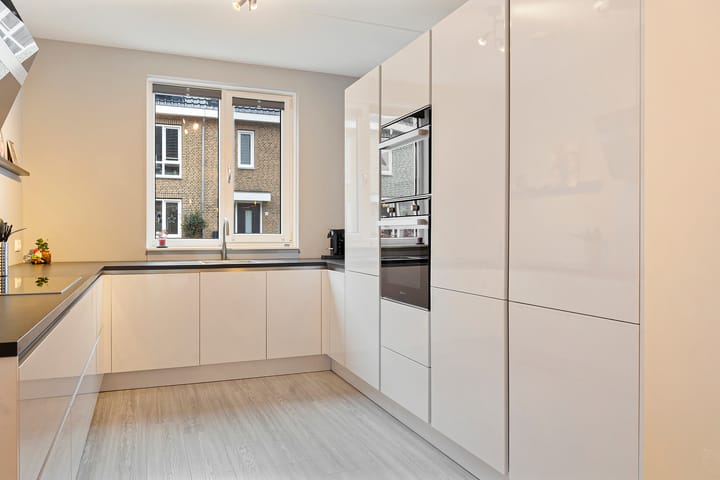 Foto 15 van Anna Ruyschstraat 5