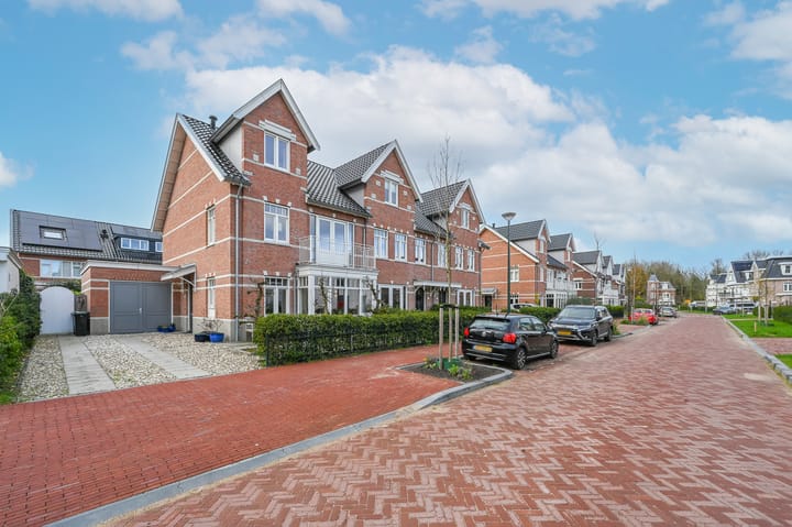 Foto 1 van Markgraaflaan 30