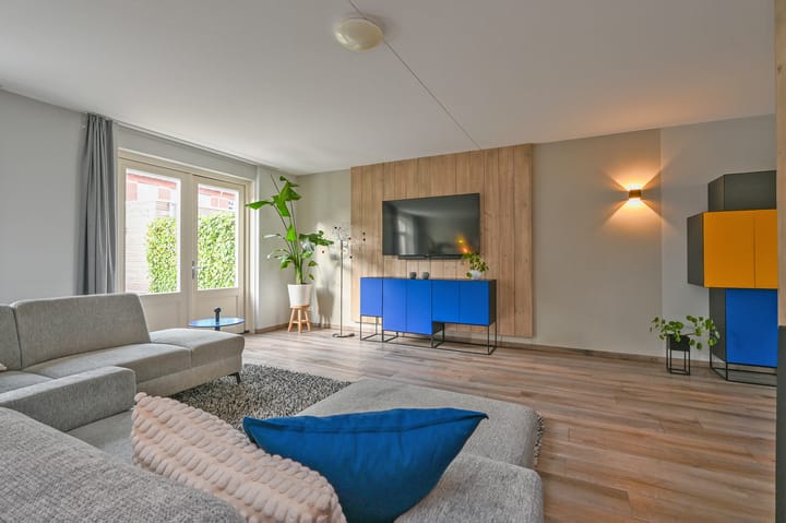 Foto 18 van Markgraaflaan 30