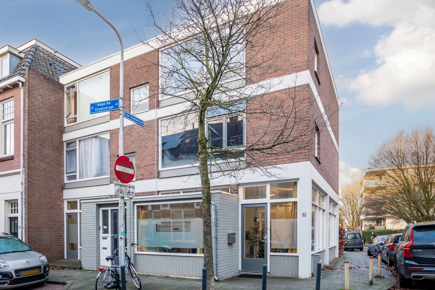 Bekijk foto 1 van Hugo de Grootstraat 39