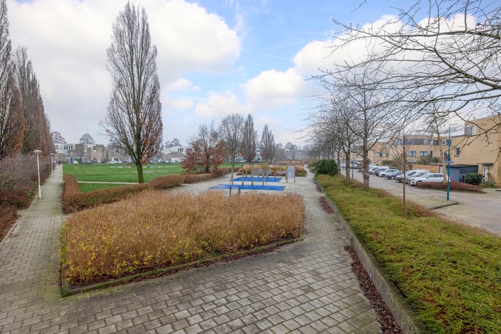 View photo 29 of Groen-blauwlaan 188