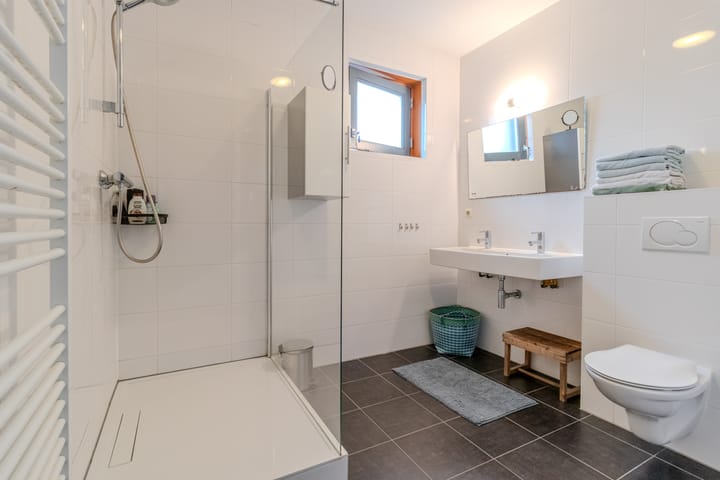 Foto 23 van Lessestraat 178