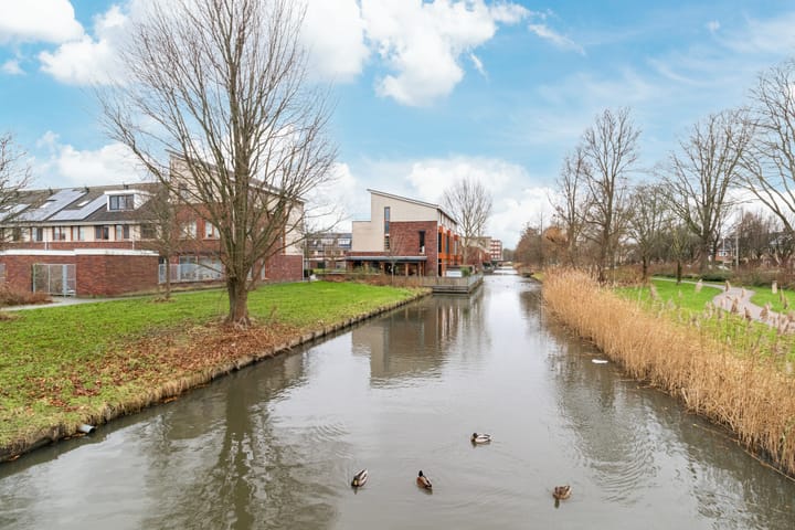 Foto 33 van Lessestraat 178