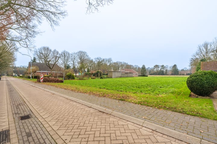 Foto 1 van Molenlaan 10