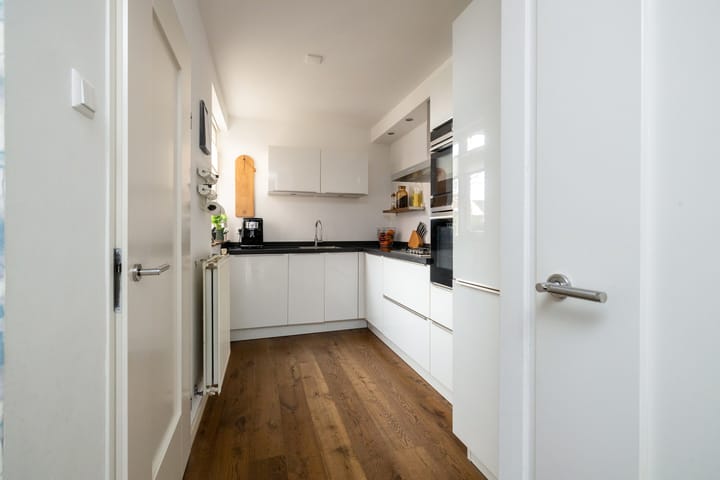 Foto 15 van Leeuwerik 81