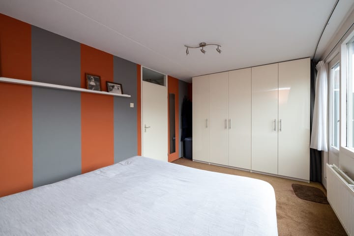 Foto 21 van Leeuwerik 81