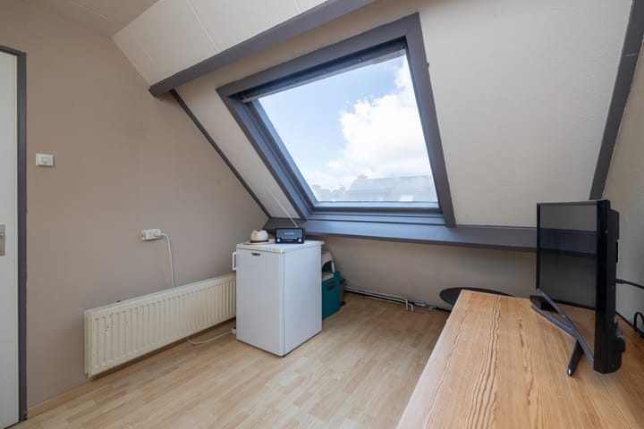 Foto 33 van Leeuwerik 81