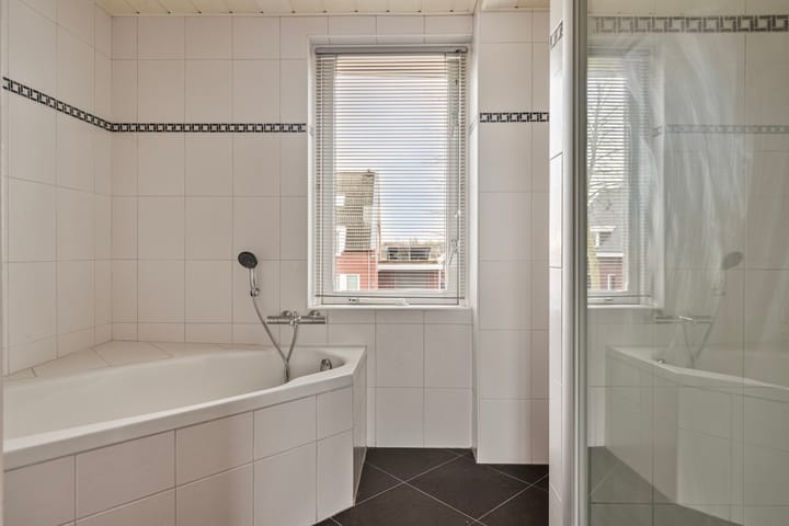 Foto 23 van Willibrordlaan 3