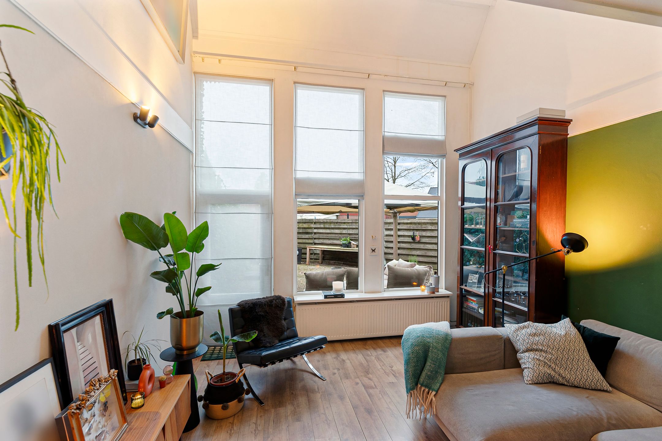 Photo 3 of De Landauer 2