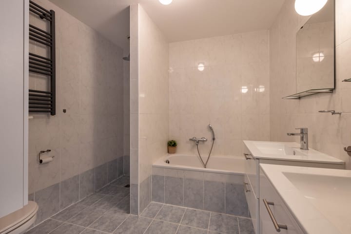 Foto 4 van Betuining 4