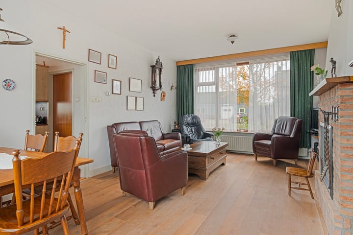 Foto 12 van De Hoeven 24-A