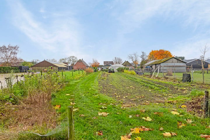 Foto 32 van De Hoeven 24-A